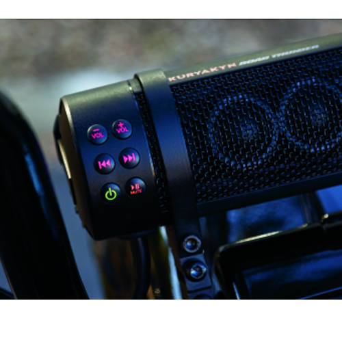 Kuryakyn Road Thunder Plus Sound Bar in satin black control panel.