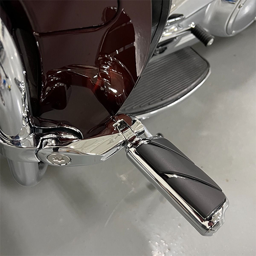 HOGWORKZ Chrome Short Highway Pegs Installed On Harley