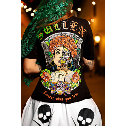 Sugar Skull Girl graphic T-shirt in jet black